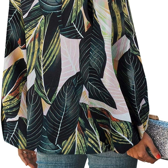 ⭐HP⭐ Botanical Leaf Print Off The Shoulder Blouse - Picture 5 of 10